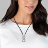 Kette schwarz Perle (synth.) weiß verziert mit Kristallen von Swarovski® weiß